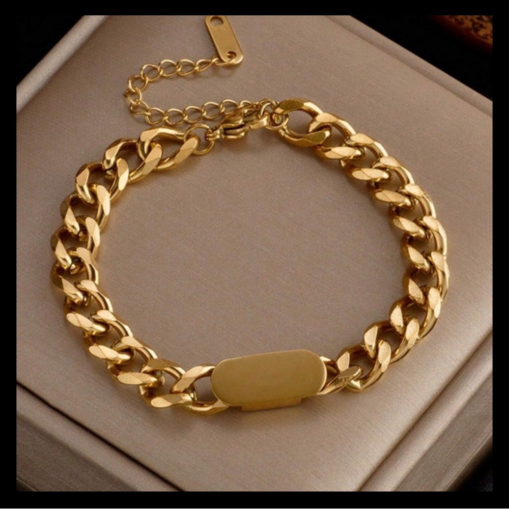 Luxurious 18k Gold plated steel Chain Bracelet